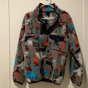 Boys small Patagonia print fleece mock neck